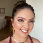 Nicole Miranda - @nicole_makeupestetica Instagram Profile Photo