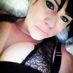 Nikki English - @knm78 Instagram Profile Photo