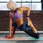 Nikki Smith - @nikkismith.yogi Instagram Profile Photo