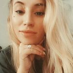 Pamela Boren - @ilykyourshoes Instagram Profile Photo