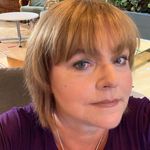 Penny King - @crystalsbypenny Instagram Profile Photo