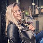 Anne-Lot Philippo - Nillesen - @annelotphilippo Instagram Profile Photo