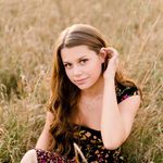 Rachel Hatfield - @ra.hatfield Instagram Profile Photo