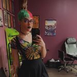 Rae Williams - @overtheraenbow.piercings Instagram Profile Photo