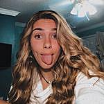 Rebecca Bradshaw - @bradshaw.rebecca_ Instagram Profile Photo