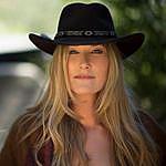 Rebecca Haywood - @coyote.bird Instagram Profile Photo