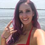 Rebecca Lasure Simmons - @guns_and_glam Instagram Profile Photo
