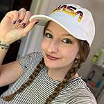Rebecca Abbott-McCune - @miss_signal Instagram Profile Photo