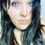Renee Wright - @radnaenae Instagram Profile Photo