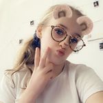 Isabel rose metcalf - @isabelrosemetcalf Instagram Profile Photo