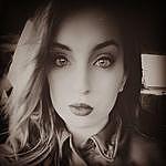 Roxanne Lindsey - @ladymedicroxy Instagram Profile Photo