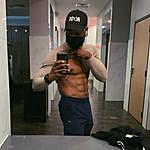 Russell Stewart - @goldenruss_ Instagram Profile Photo