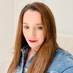 Ruth Dyer - @live_life_with_confidence Instagram Profile Photo