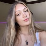 Samantha Simons - @samantha_simons_ Instagram Profile Photo