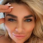 Samantha Stevens - @saman_thastevens Instagram Profile Photo