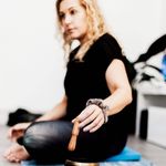 Sara Thomason - @autonomyyoga Instagram Profile Photo