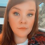 Sarah Clinard - @dinosaaars Instagram Profile Photo