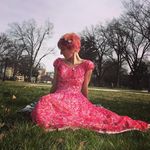 Sarah Dickens - @pinkpolkadotty Instagram Profile Photo