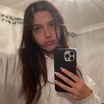 sarah friend - @sarahfriend__ Instagram Profile Photo