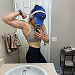 Sarah King - @likeaking_fitness Instagram Profile Photo