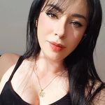 Sarah Uribe - @sarah_urib Instagram Profile Photo