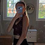 Scarlett L - @scarlett._.long Instagram Profile Photo