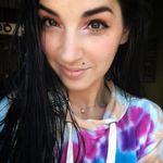 Sharon Andrews - @mysharonaxox Instagram Profile Photo