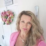 Sharon simpson - @prettypetals_uk Instagram Profile Photo