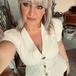 Sharon Davies - @davies7326 Instagram Profile Photo
