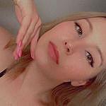 Stephanie Holland - @holla.steph Instagram Profile Photo