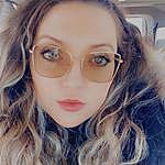 Stephanie Huett - @livelylovelylady Instagram Profile Photo