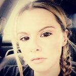 Stephanie - @stephanie_mondy143 Instagram Profile Photo