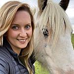 Stephanie Foster - @cowgirl_of_cragganvallie Instagram Profile Photo