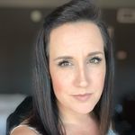 Suzanne House - @geekchic_makeup_wellness Instagram Profile Photo