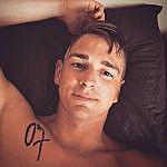 Thomas Heller - @thatloserthomas Instagram Profile Photo