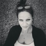 Tonya Phelps - @beautiful_death1313 Instagram Profile Photo