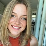Brooke (Neely) van Butselaar - @brookester_6 Instagram Profile Photo