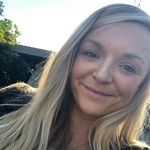 Veronica Bowling - @the.holistic.junkie Instagram Profile Photo