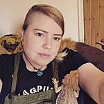 Vicky Pearson - @diss.ability.vicky Instagram Profile Photo