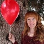 Vicki McLellan - @redballoonagent_vicki Instagram Profile Photo