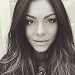 Vicky Jones - @vickydivasjones Instagram Profile Photo