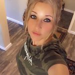 Vicky White - @vicky.white.397948 Instagram Profile Photo