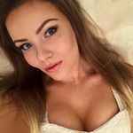 Victoria Wyatt - @shorttaniya_yam Instagram Profile Photo