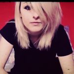 Violet Miller - @v.miller123 Instagram Profile Photo