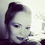 Yvonne Hopkins - @yvohop1977 Instagram Profile Photo