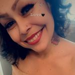 Yvonne Thomas - @yvonnemt95 Instagram Profile Photo