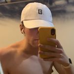 Zachary Lyons - @fitnesslyons Instagram Profile Photo